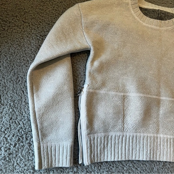 Lululemon  Sweater Size 8 Color light gray - Picture 3 of 8